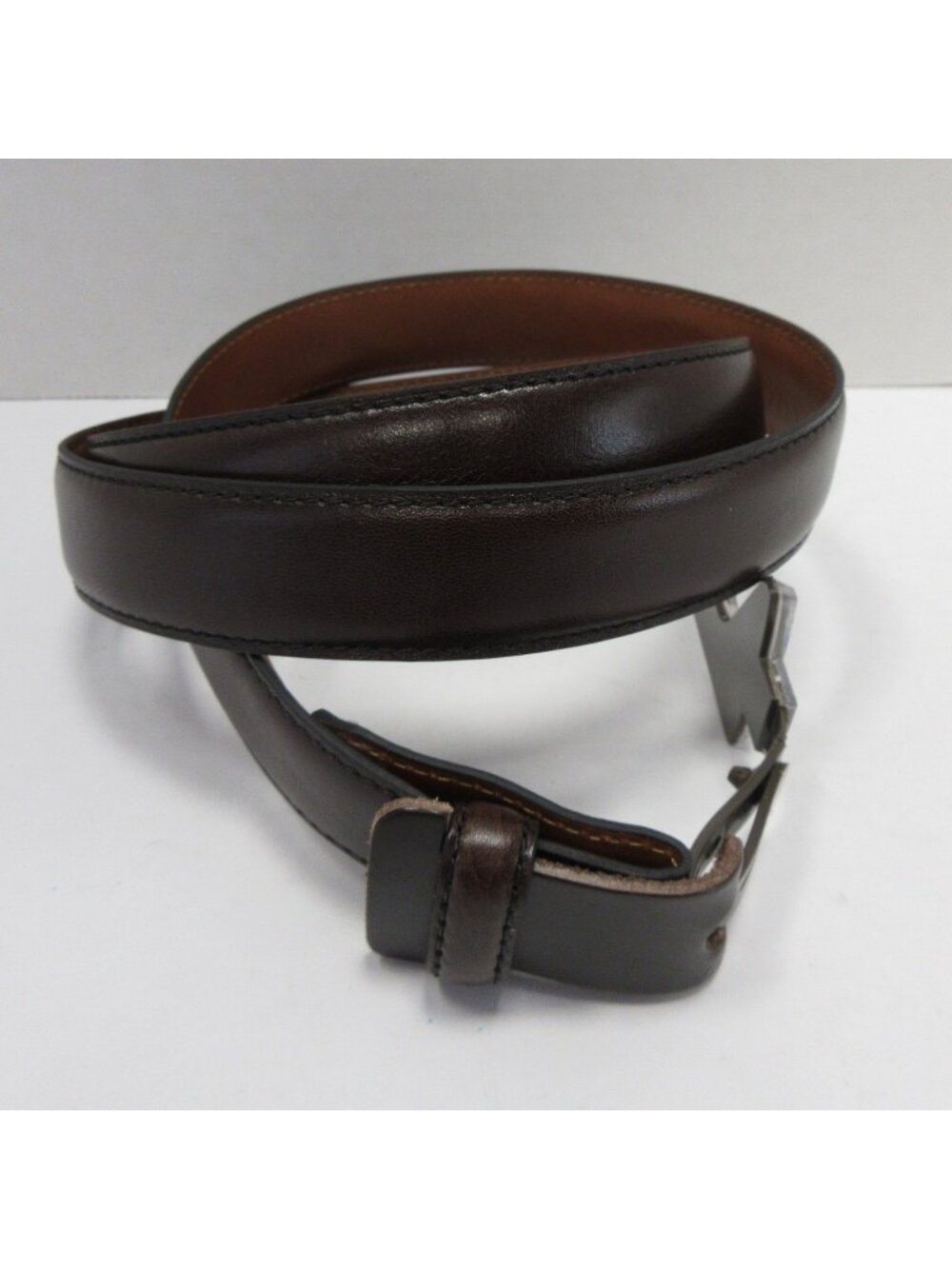 Trafalgar Belt 42 Full Grain Leather Dress Classic Casual Logo NEW